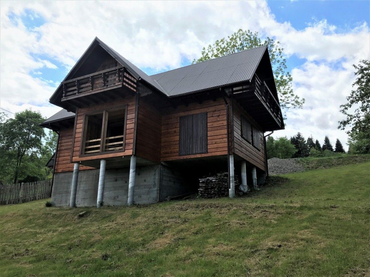 dom wolnostojący, 5 pokoi Pewelka. Zdjęcie 1