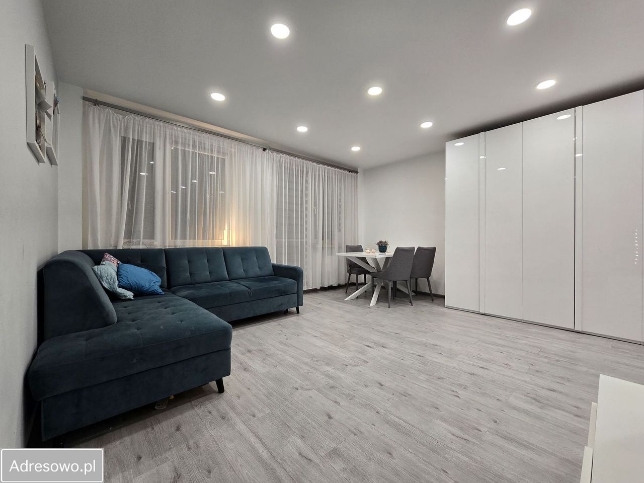 Mieszkanie 3-pokojowe Tarnowskie Góry, ul. Bałkańska. Zdjęcie 1