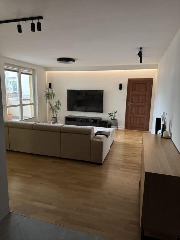 Mieszkanie 3-pokojowe Warszawa Targówek, ul. Zielone Zacisze. Zdjęcie 1