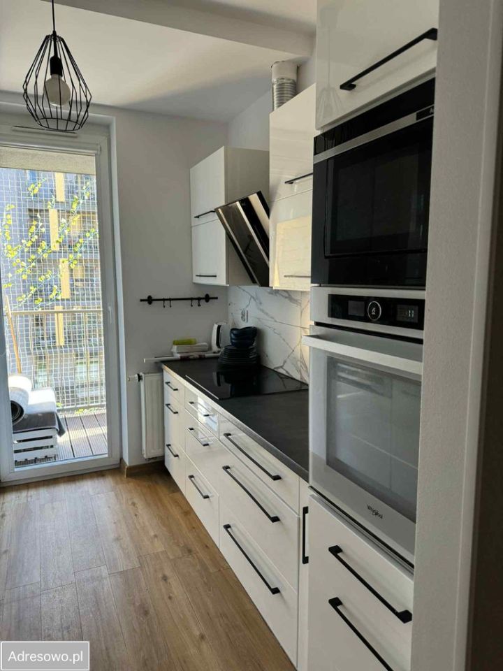 Mieszkanie 2-pokojowe Kraków Czyżyny, ul. Marii Dąbrowskiej. Zdjęcie 2