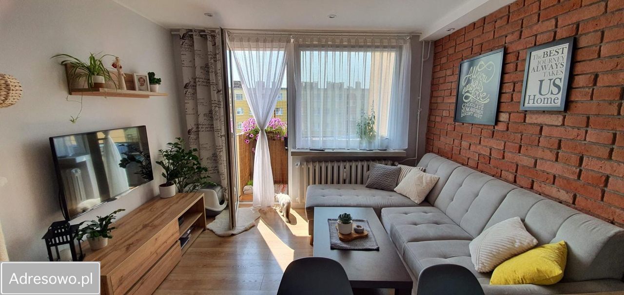 Mieszkanie 3-pokojowe Krapkowice Otmęt, os. XXX-lecia. Zdjęcie 1