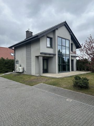 dom wolnostojący Chwałowice, ul. Cypriana Kamila Norwida. Zdjęcie 1