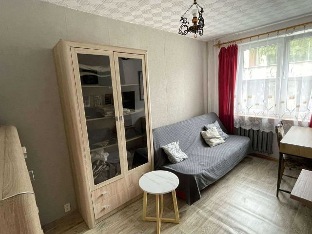 Mieszkanie 3-pokojowe Kraków Nowa Huta, os. Piastów. Zdjęcie 1