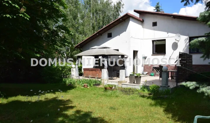 dom wolnostojący, 5 pokoi Łódź Widzew, ul. Brzezińska