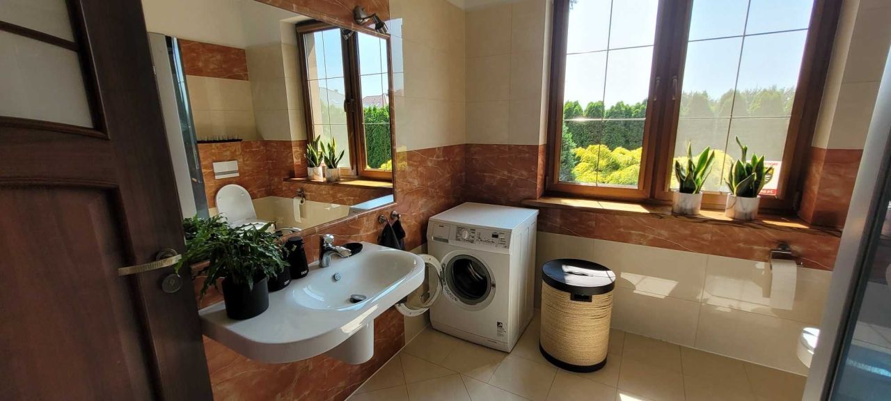 dom wolnostojący Żarów, ul. Brzozowa. Zdjęcie 5