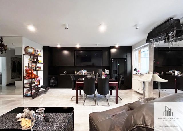 Mieszkanie 3-pokojowe Wrocław Tarnogaj, ul. Piękna. Zdjęcie 1