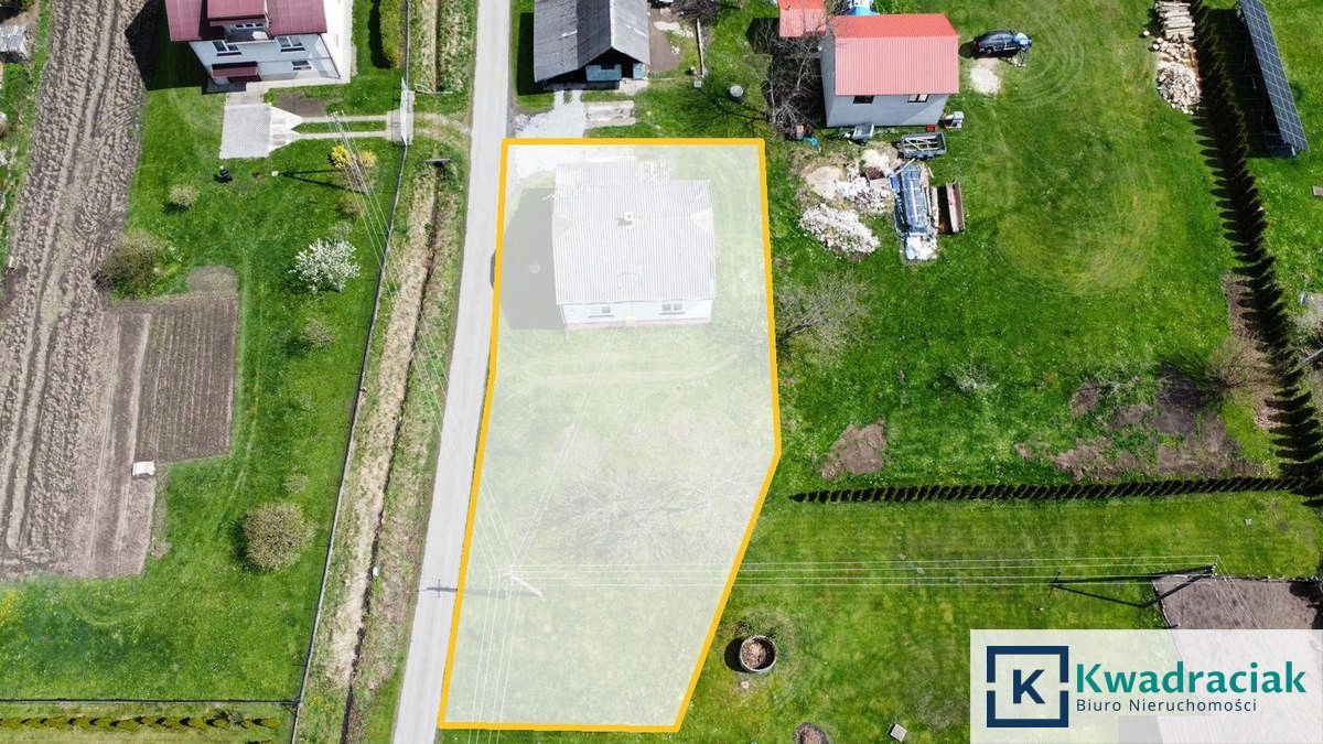 dom wolnostojący, 2 pokoje Prusiek. Zdjęcie 10