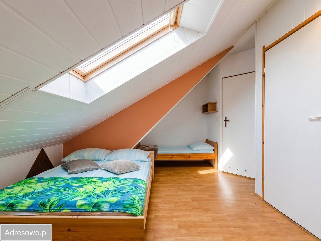 bliźniak, 10 pokoi Karwia. Zdjęcie 8