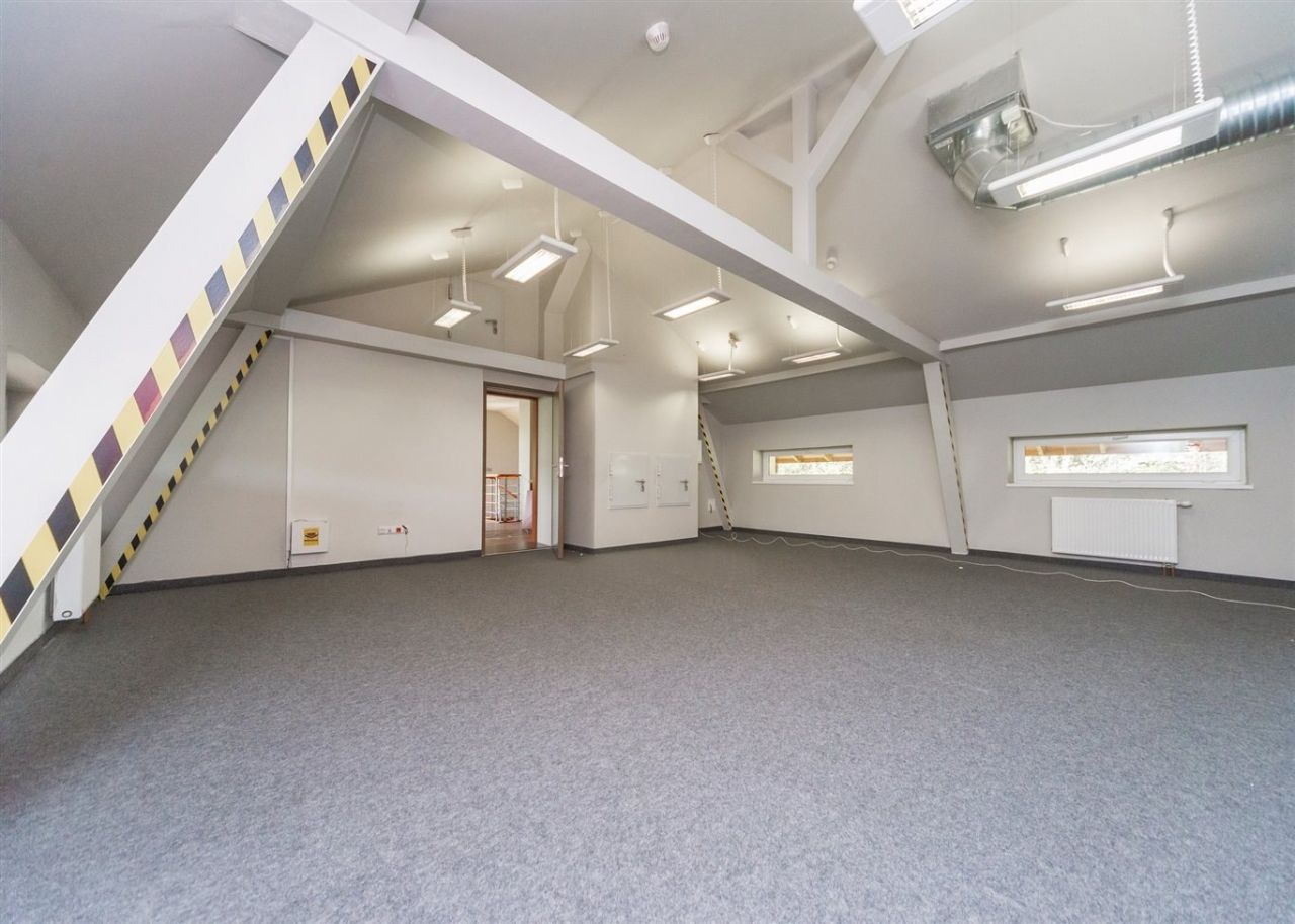 Biuro Bielsko-Biała Olszówka Górna. Zdjęcie 3