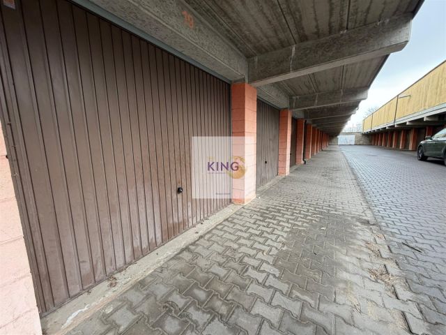 Garaż/miejsce parkingowe Szczecin, ul. Władysława Szafera. Zdjęcie 1