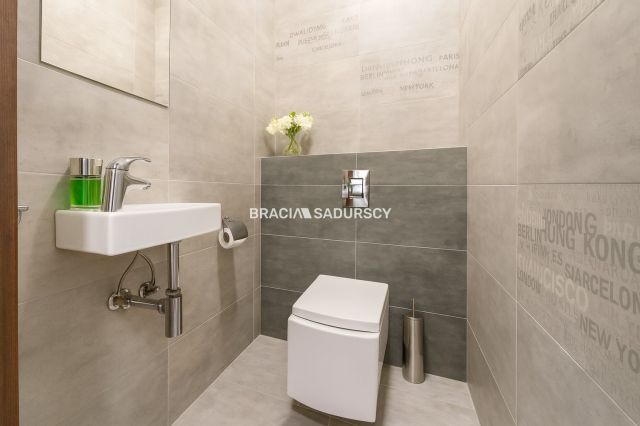 Mieszkanie 2-pokojowe Kraków Stare Miasto, ul. Kątowa. Zdjęcie 8