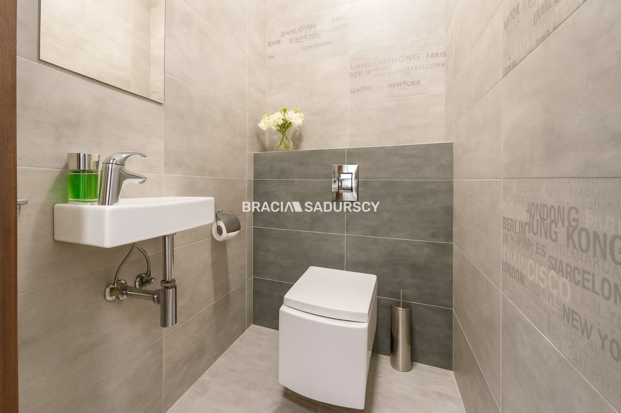 Mieszkanie 2-pokojowe Kraków Stare Miasto, ul. Kątowa. Zdjęcie 8