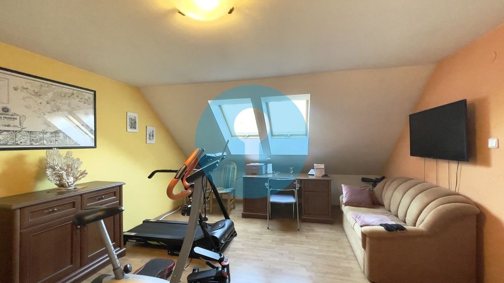 bliźniak, 5 pokoi Bilcza. Zdjęcie 12