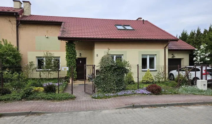 dom szeregowy, 5 pokoi Zgierz, ul. Milenijna