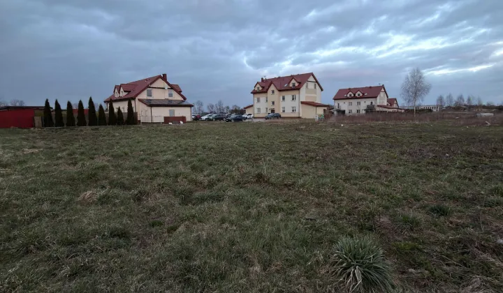 Działka budowlana Zawały