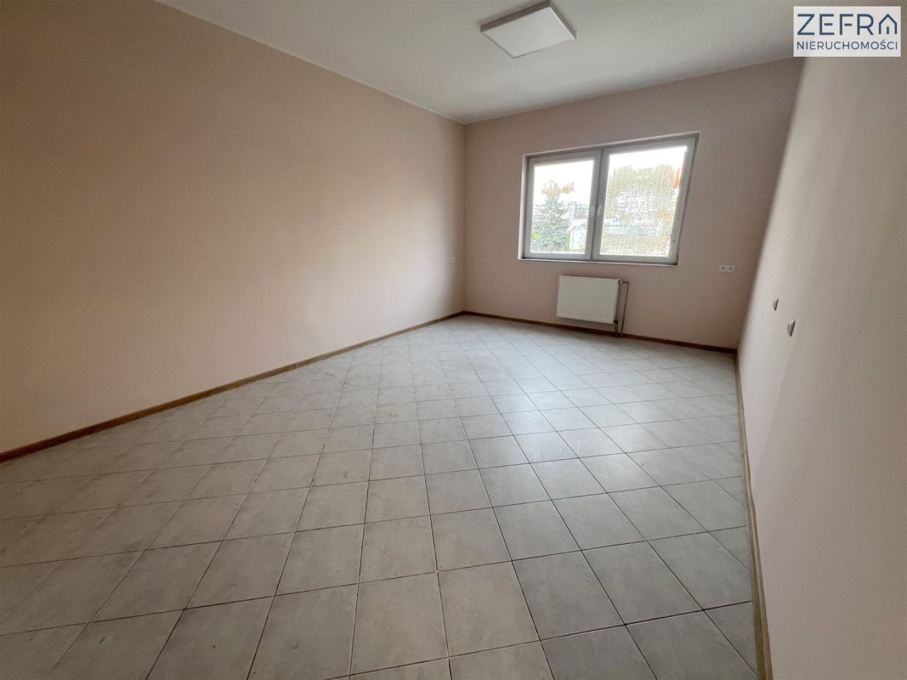 Biuro Kraków Prądnik Biały, ul. Opolska. Zdjęcie 1