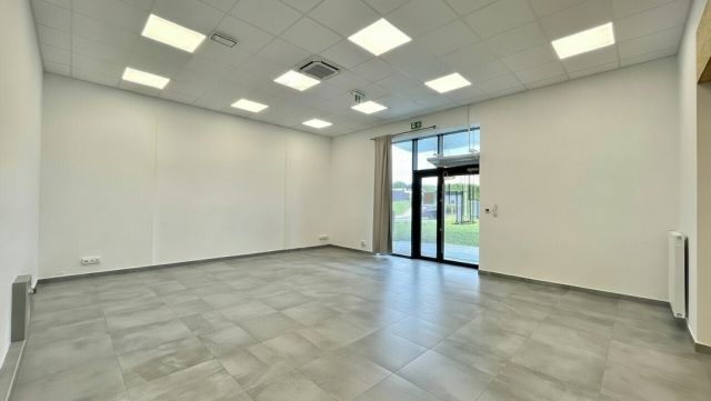 Biuro Rzeszów, rondo im. Żołnierzy 10 Sudeckiej Dywizji Piechoty. Zdjęcie 1