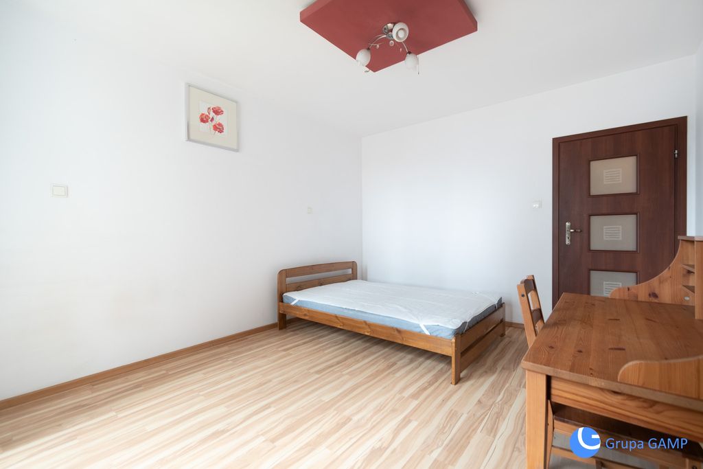 Mieszkanie 2-pokojowe Kraków Górka Narodowa, ul. Krowoderskich Zuchów. Zdjęcie 3