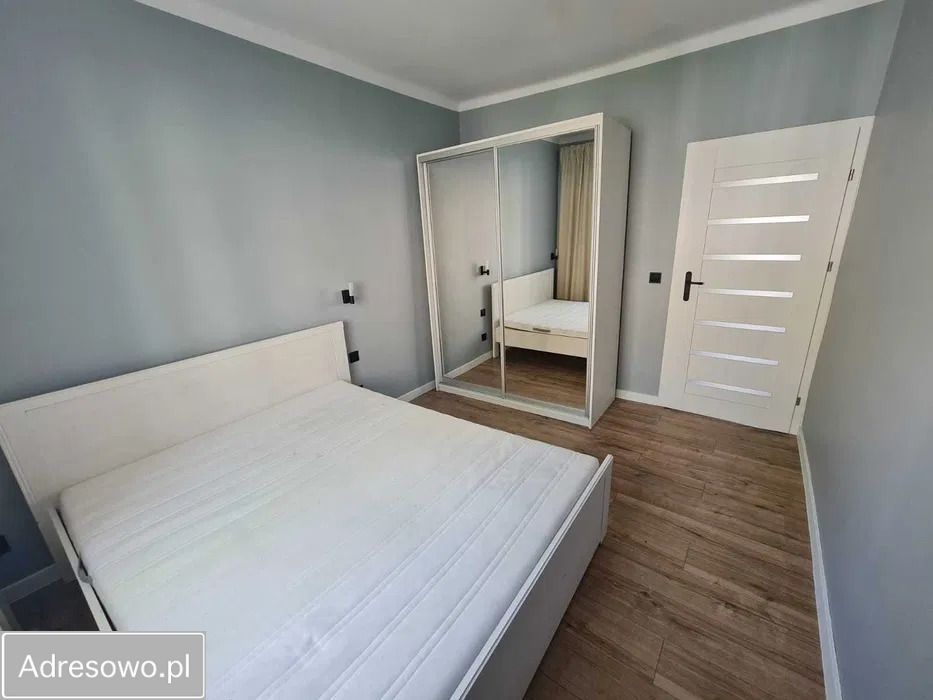 Mieszkanie 3-pokojowe Kraków Nowa Huta, os. Szkolne. Zdjęcie 2