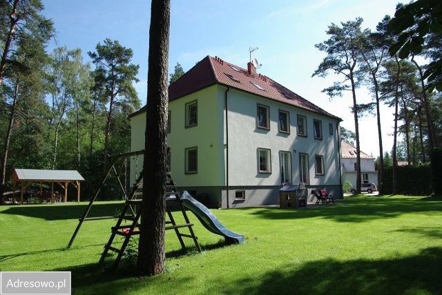 dom wolnostojący, 11 pokoi Borne Sulinowo, ul. Parkowa. Zdjęcie 1