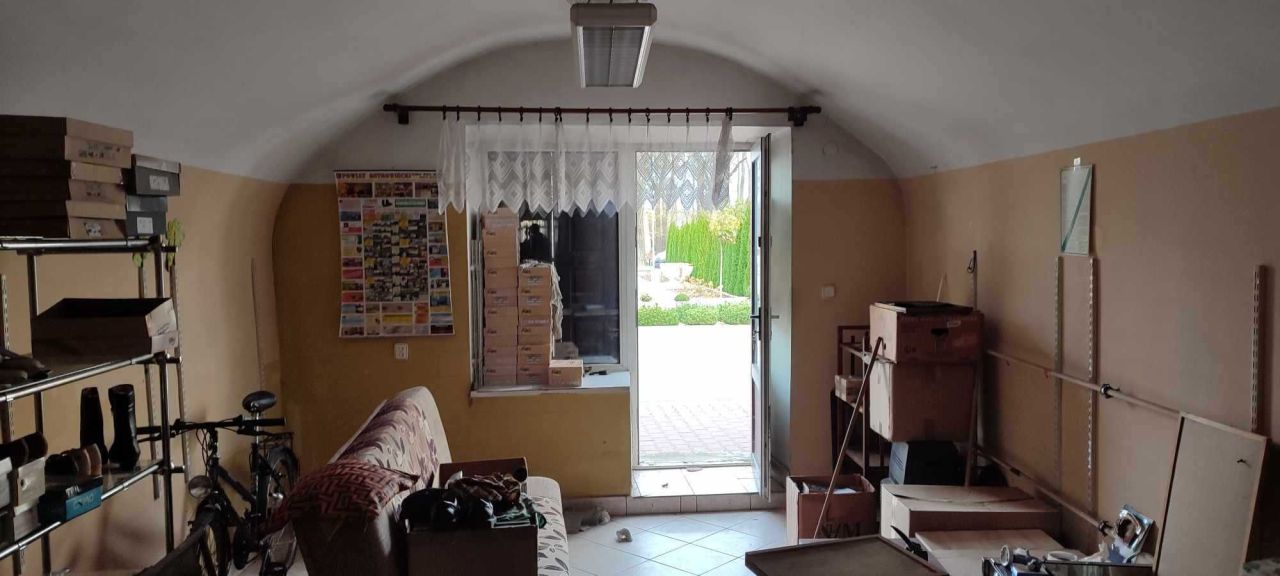 Lokal Ćmielów, ul. Rynek. Zdjęcie 2