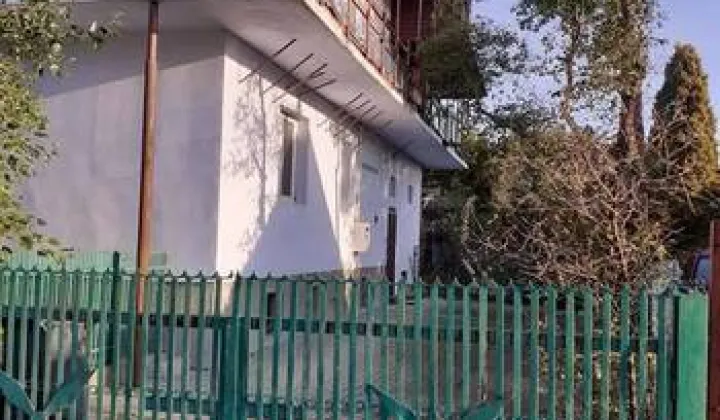 dom wolnostojący, 7 pokoi Starachowice Orłowo, ul. Przechodnia