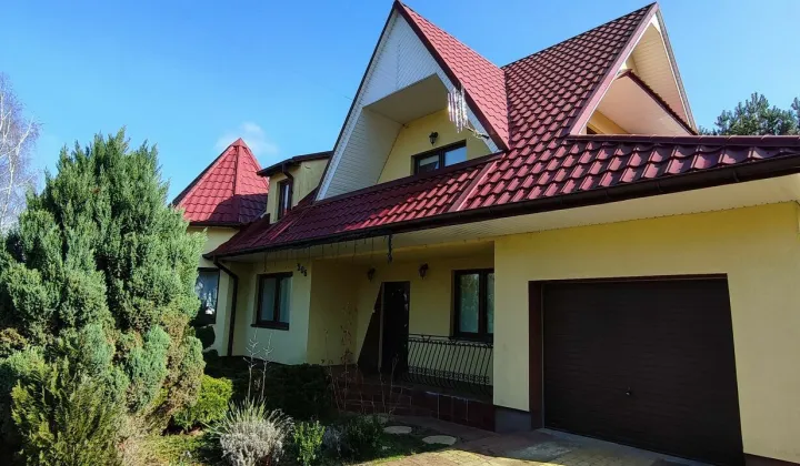 dom wolnostojący, 4 pokoje Krawce