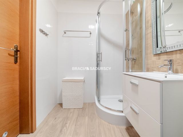 Mieszkanie 3-pokojowe Kraków Stare Miasto, al. 29 Listopada. Zdjęcie 8