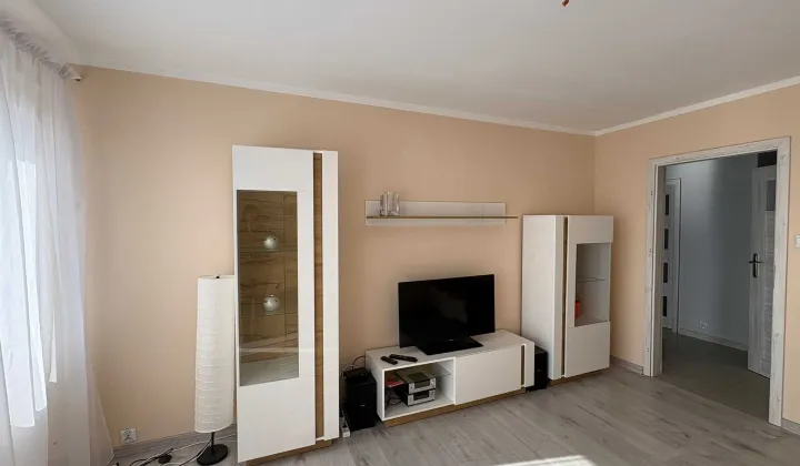 Mieszkanie 3-pokojowe Mrągowo, os. Brzozowe