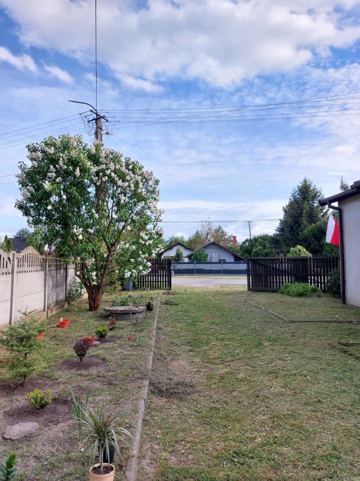 dom wolnostojący Radomsko, ul. Batalionów Chłopskich. Zdjęcie 3