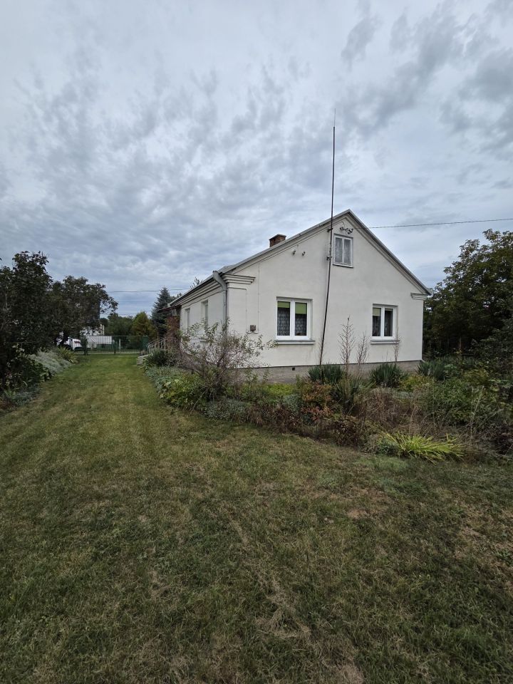 dom wolnostojący, 3 pokoje Łaszczów, ul. por. Mieczysława Chilińskiego
