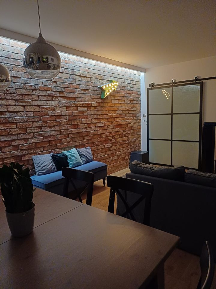 Mieszkanie 3-pokojowe Wrocław Huby, ul. Śliczna. Zdjęcie 3