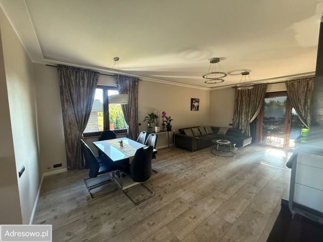 dom wolnostojący, 5 pokoi Białuń. Zdjęcie 1