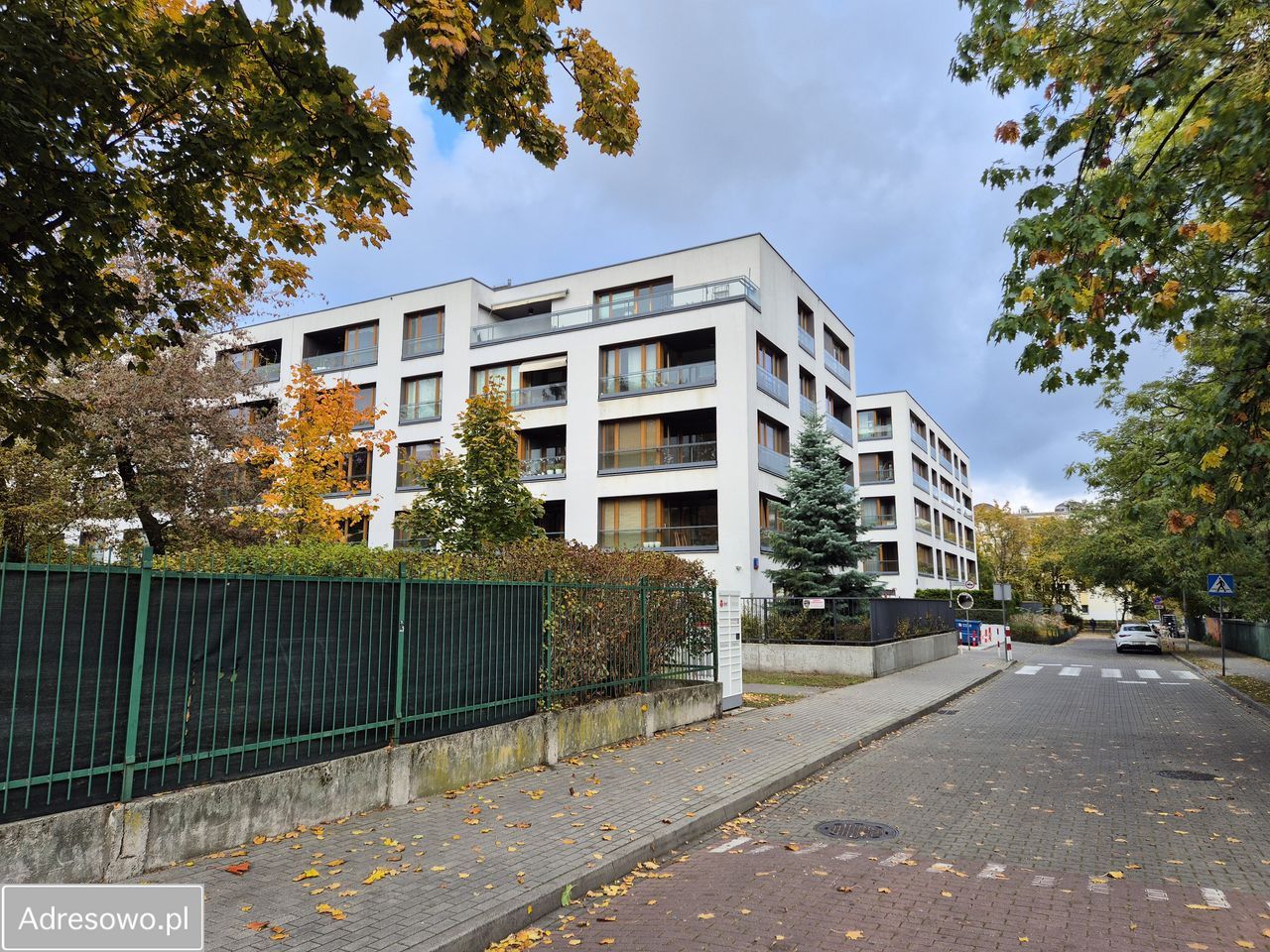 Mieszkanie 4-pokojowe Warszawa Bielany, ul. Jana Kochanowskiego. Zdjęcie 1