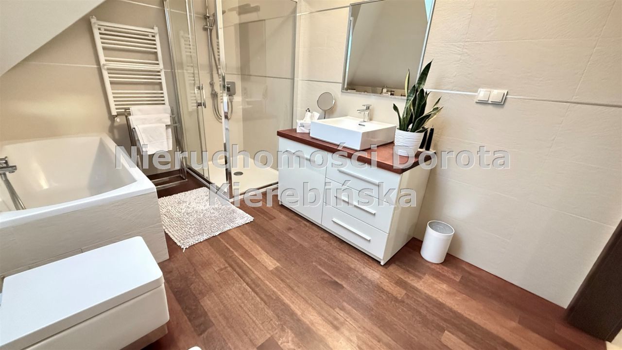 dom wolnostojący, 6 pokoi Bilcza. Zdjęcie 8