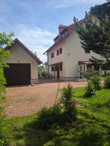 dom wolnostojący, 7 pokoi Besko. Zdjęcie 11