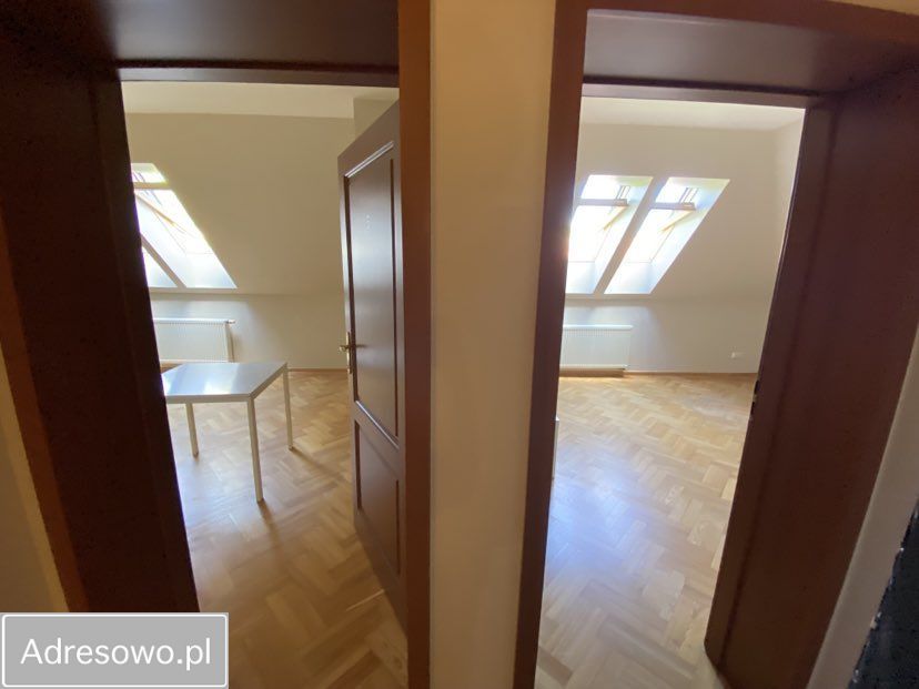 dom wolnostojący, 10 pokoi Konstancin-Jeziorna, ul. Borowa. Zdjęcie 5