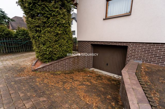 dom wolnostojący, 7 pokoi Kraków Podgórze Duchackie, ul. Cechowa. Zdjęcie 23