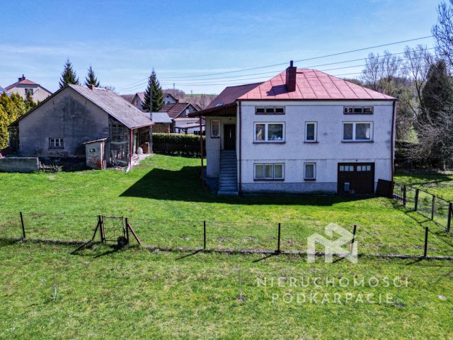 dom wolnostojący, 4 pokoje Błażowa Górna. Zdjęcie 2