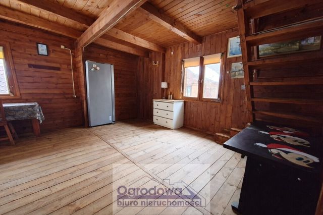 dom wolnostojący, 3 pokoje Urle. Zdjęcie 3