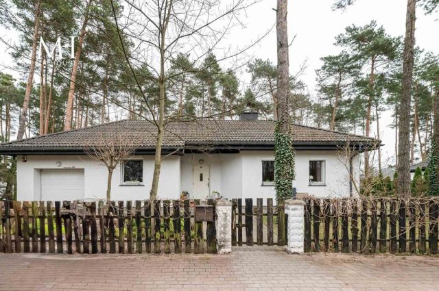 dom wolnostojący, 5 pokoi Justynów. Zdjęcie 2