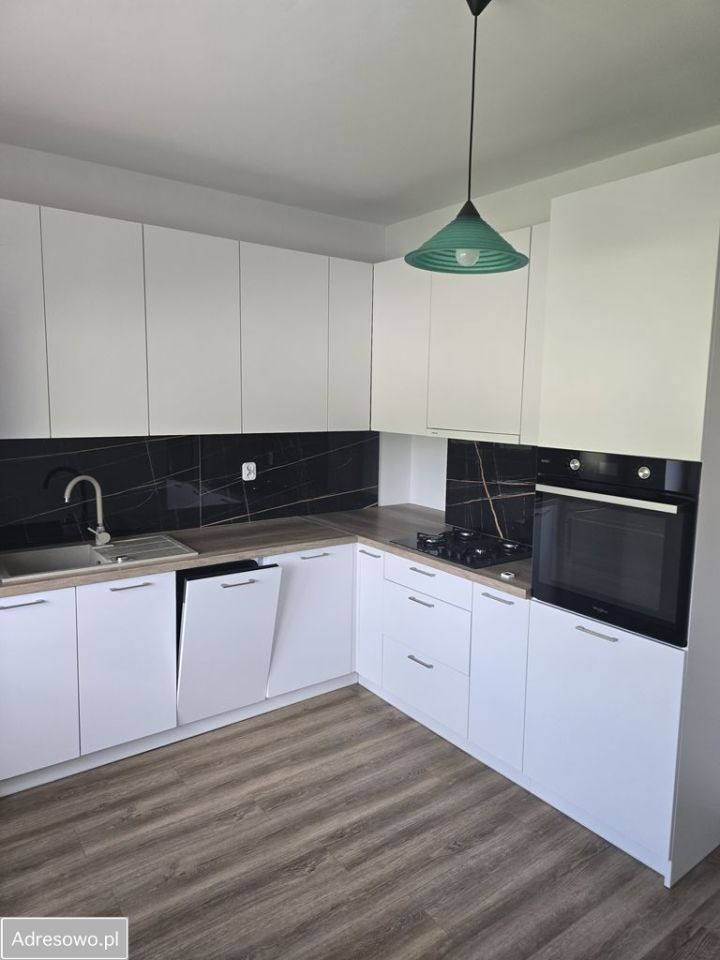 dom wolnostojący, 9 pokoi Bełchatów, ul. Adama Mickiewicza. Zdjęcie 4