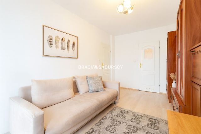 Mieszkanie 3-pokojowe Kraków Krowodrza, ul. gen. Augusta Fieldorfa-Nila. Zdjęcie 4