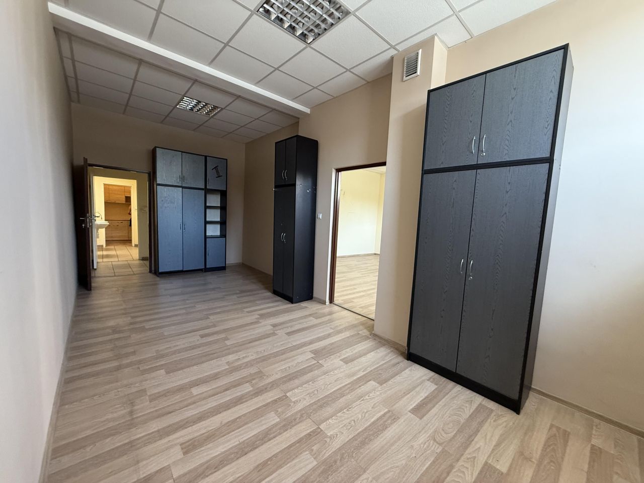 Lokal Gliwice Śródmieście, ul. Lutycka. Zdjęcie 11