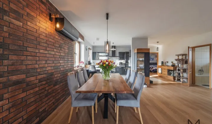 dom wolnostojący, 4 pokoje Biskupice