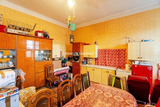 dom wolnostojący, 2 pokoje Grabie. Zdjęcie 10