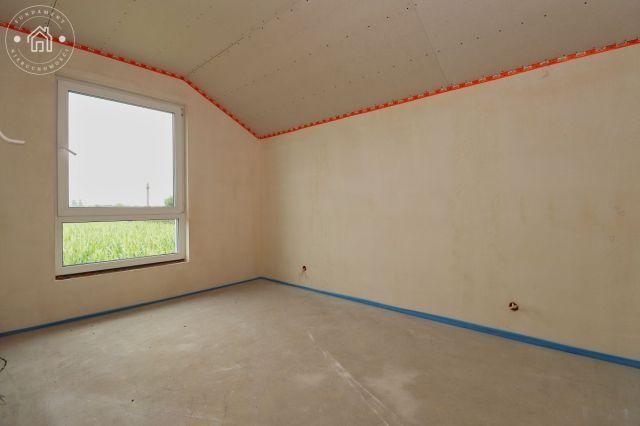 bliźniak, 6 pokoi Podzamcze. Zdjęcie 12