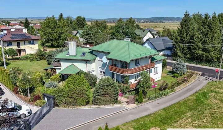 dom wolnostojący, 6 pokoi Besko, ul. Hrabeńska