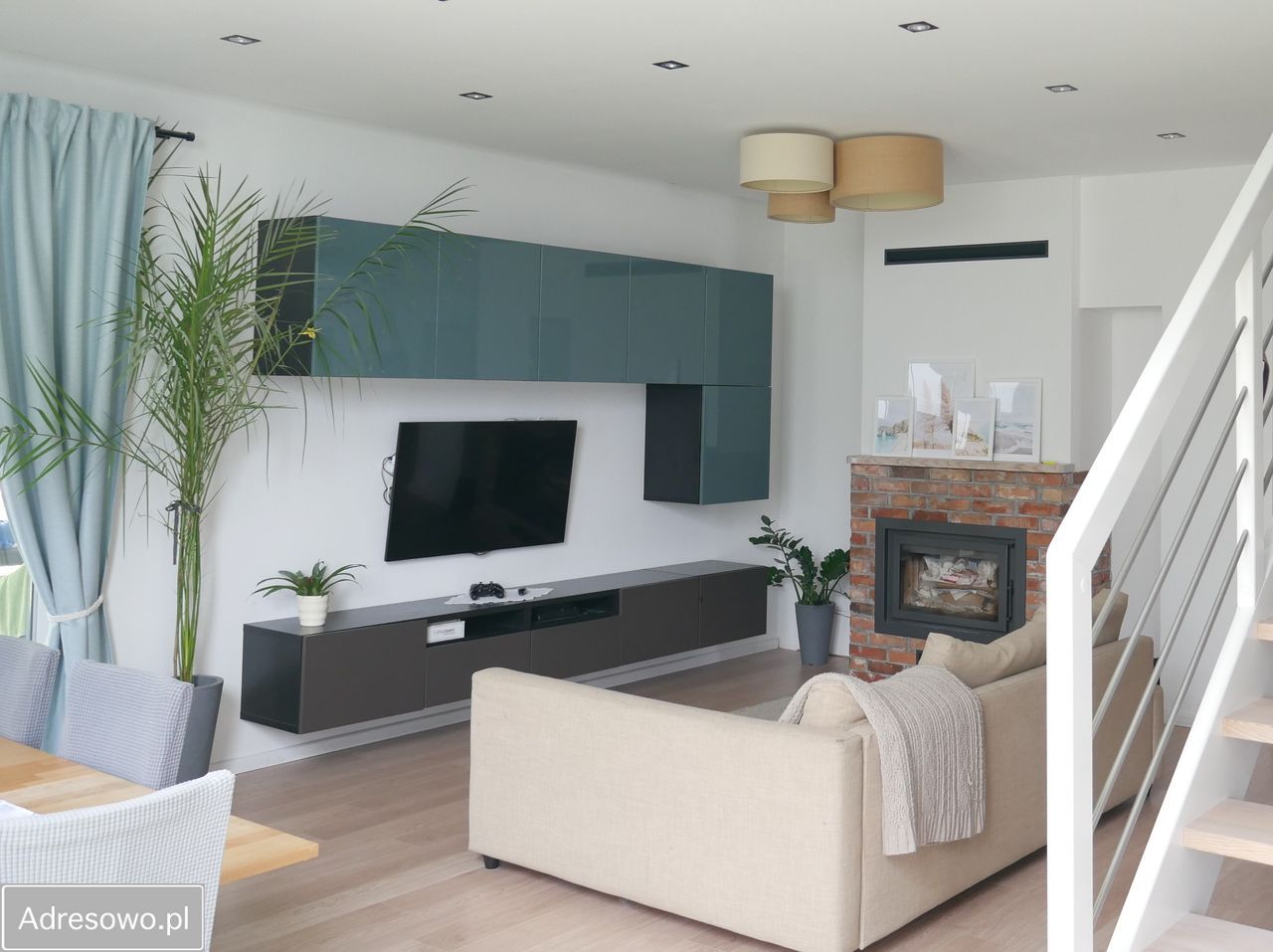 dom wolnostojący, 4 pokoje Wałcz, os. Stefana Batorego. Zdjęcie 1