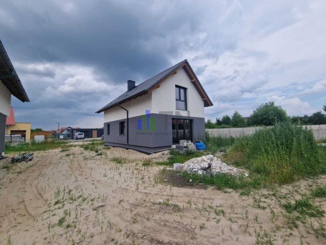 dom wolnostojący, 4 pokoje Miłoszyce. Zdjęcie 11
